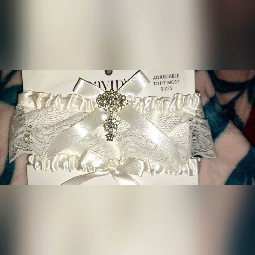 David's bridal bridal garter set